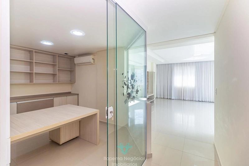 Apartamento com 4 Suítes à Venda, 315 m² em Meia Praia - Itapema: 12ª foto da galeria de imagens do imóvel