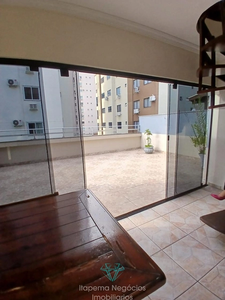 Apartamento Mobiliado de Alto Padrão com 3 Dormitórios - Meia Praia: 6ª foto da galeria de imagens do imóvel