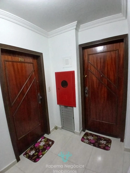 Apartamento Mobiliado de Alto Padrão com 3 Dormitórios - Meia Praia: 3ª foto da galeria de imagens do imóvel