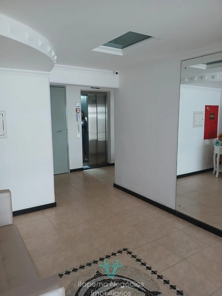 Apartamento Mobiliado de Alto Padrão com 3 Dormitórios - Meia Praia: 2ª foto da galeria de imagens do imóvel