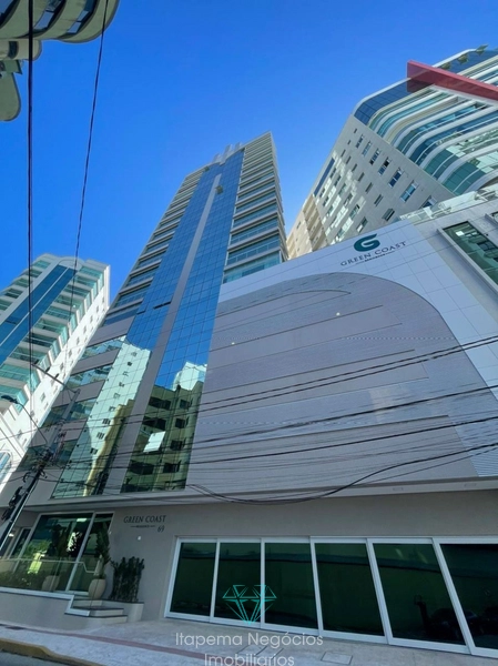 Apartamento 4 Suítes 4 Vagas - Quadra mar: 1ª foto da galeria de imagens do imóvel