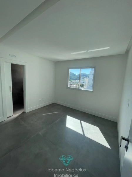 Apartamento 4 Suítes 4 Vagas - Quadra mar: 13ª foto da galeria de imagens do imóvel