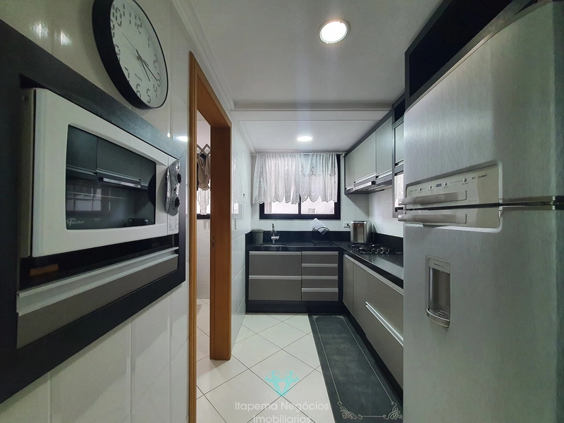 Apartamento mobiliado e equipado a 50m do mar, com 113m² e 2 vagas!: 13ª foto da galeria de imagens do imóvel