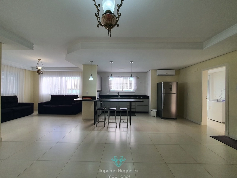 Apartamento mobiliado e equipado, frente ao mar, com 141m² e 2 vagas: 5ª foto da galeria de imagens do imóvel
