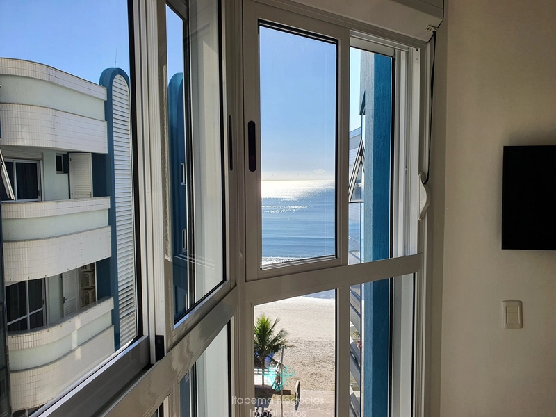 Apartamento mobiliado e equipado, frente ao mar, com 141m² e 2 vagas: 31ª foto da galeria de imagens do imóvel