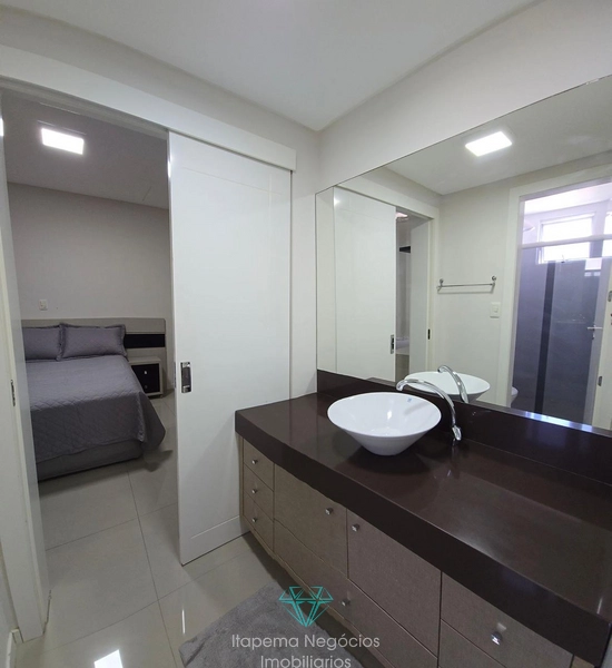 Apartamento mobiliado 02 Suítes e 02 Vagas, Meia Praia!: 19ª foto da galeria de imagens do imóvel