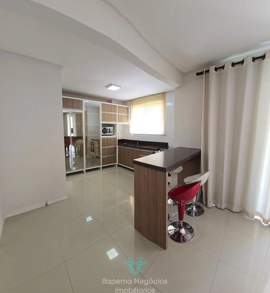 Apartamento mobiliado 02 Suítes e 02 Vagas, Meia Praia!: 6ª foto da galeria de imagens do imóvel