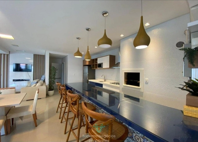 Apartamento mobiliado 02 Suítes e 02 Vagas, Meia Praia!: 30ª foto da galeria de imagens do imóvel