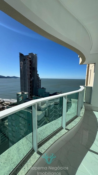 Apartamento 4 suítes 3 vagas Itapema - Meia Praia SC: 1ª foto da galeria de imagens do imóvel