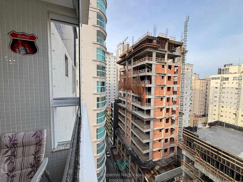 Apartamento mobiliado, 2 dormitórios, 2 vagas, sacada c/ churrasqueira: 13ª foto da galeria de imagens do imóvel