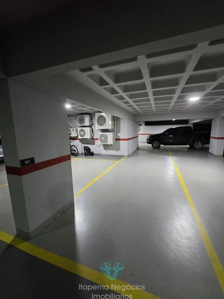 3 Dormitórios (3 Suítes) 2 Vagas de Garagem Meia Praia - Itapema SC: 16ª foto da galeria de imagens do imóvel