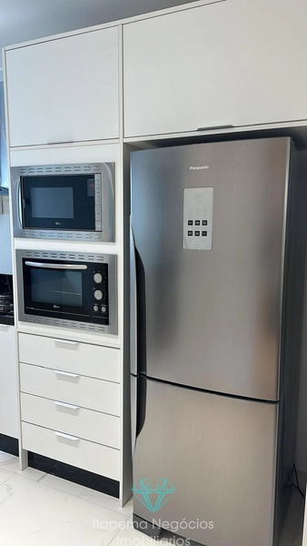 Apartamento com 3 suítes à venda em Meia Praia: 7ª foto da galeria de imagens do imóvel