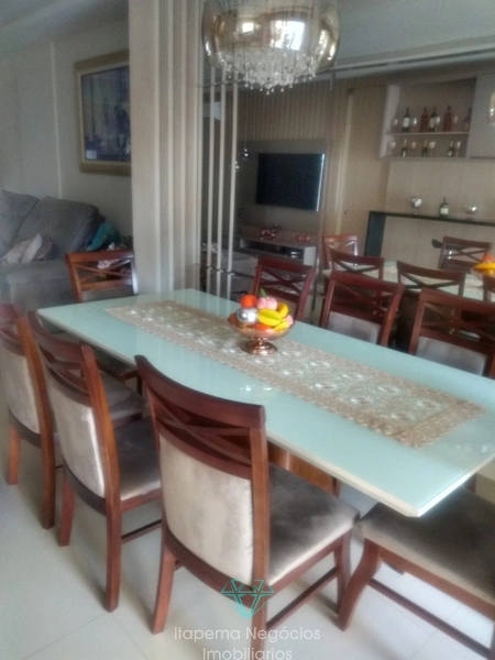 Apartamento mobiliado, 3 suítes, 2 vagas, sacada gourmet em Meia Praia: 9ª foto da galeria de imagens do imóvel