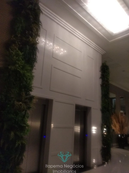 Apartamento mobiliado, 3 suítes, 2 vagas, sacada gourmet em Meia Praia: 20ª foto da galeria de imagens do imóvel