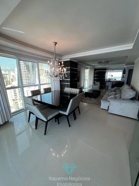 APARTAMENTO NA MEIA PRAIA ITAPEMA | 4 SUÍTES | 200M²: 4ª foto da galeria de imagens do imóvel