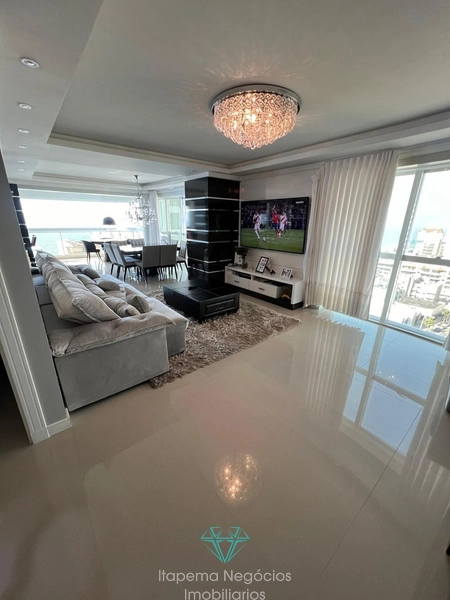 APARTAMENTO NA MEIA PRAIA ITAPEMA | 4 SUÍTES | 200M²: 1ª foto da galeria de imagens do imóvel