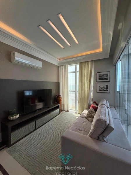 Apartamento mobiliado e decorado, muito luxuoso e frente mar.: 1ª foto da galeria de imagens do imóvel