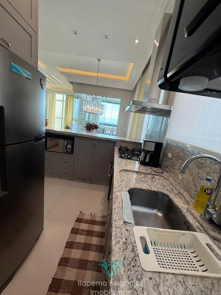Apartamento mobiliado e decorado, muito luxuoso e frente mar.: 6ª foto da galeria de imagens do imóvel