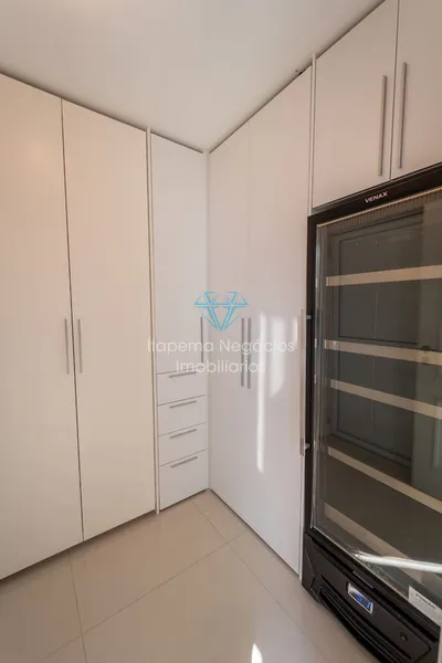 4 dormitórios, 6 banheiros, 4 suítes, 3 vagas de garagem: 26ª foto da galeria de imagens do imóvel