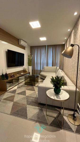3 Suítes, 2 Vagas 129m² Localizado em Meia Praia - Itapema SC: 1ª foto da galeria de imagens do imóvel