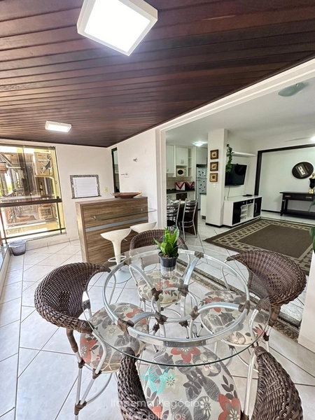 apartamento mobiliado 3 quartos na Meia Praia: 7ª foto da galeria de imagens do imóvel