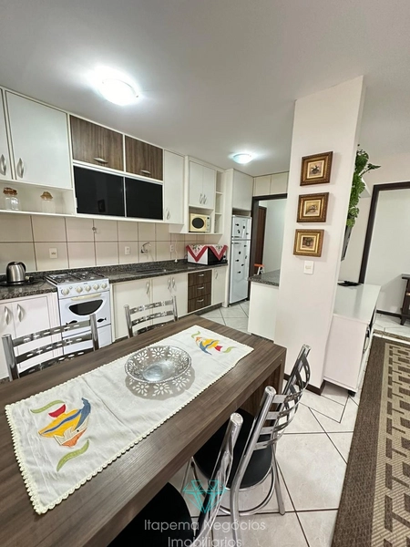 apartamento mobiliado 3 quartos na Meia Praia: 6ª foto da galeria de imagens do imóvel
