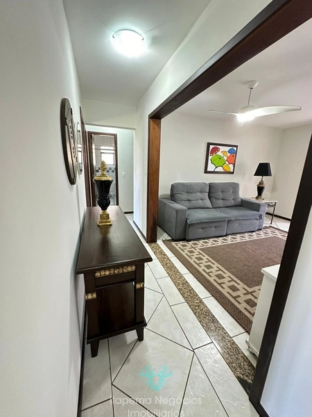 apartamento mobiliado 3 quartos na Meia Praia: 2ª foto da galeria de imagens do imóvel