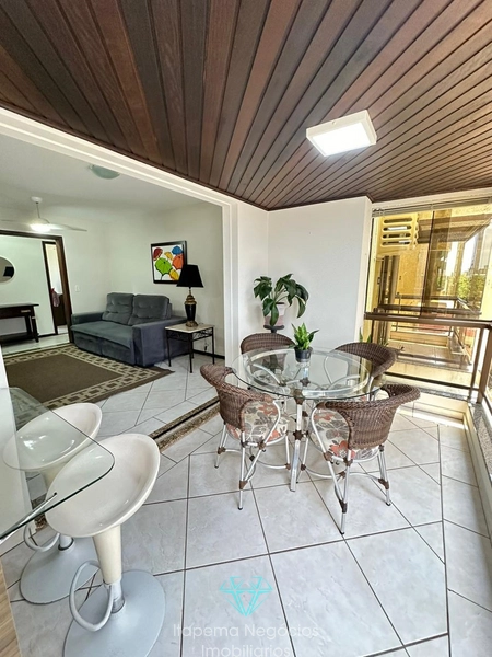 apartamento mobiliado 3 quartos na Meia Praia: 9ª foto da galeria de imagens do imóvel