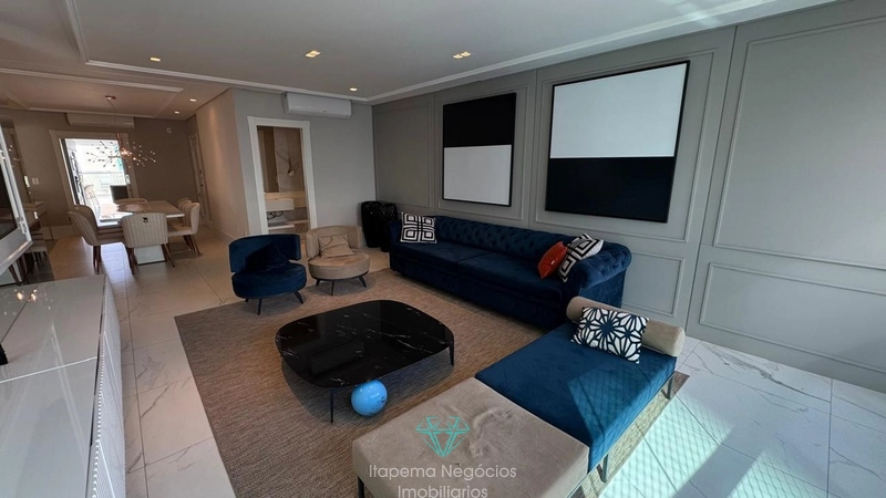 Apartamento Quadra Mar 4 Suítes na Meia Praia: 1ª foto da galeria de imagens do imóvel
