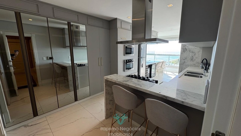 Apartamento Quadra Mar 4 Suítes na Meia Praia: 18ª foto da galeria de imagens do imóvel