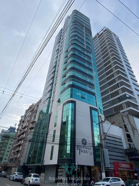 APARTAMENTO NA MEIA PRAIA ITAPEMA | 4 SUÍTES | 209M²: 4ª foto da galeria de imagens do imóvel