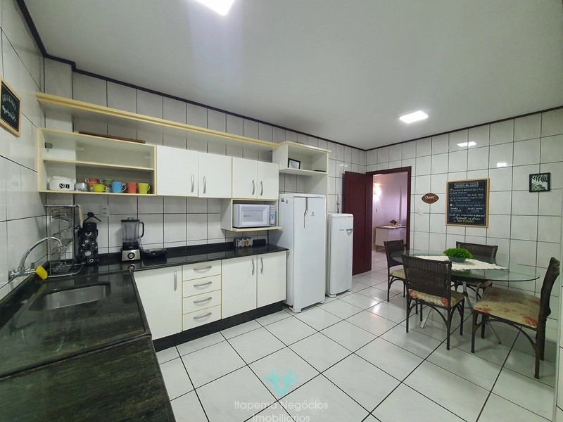 Apartamento frente mar com 3 dormitórios 204m Meia Praia: 47ª foto da galeria de imagens do imóvel