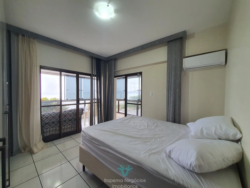 Apartamento frente mar com 3 dormitórios 204m Meia Praia: 23ª foto da galeria de imagens do imóvel