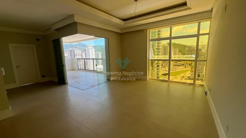 APARTAMENTO FRENTE MAR.: 8ª foto da galeria de imagens do imóvel