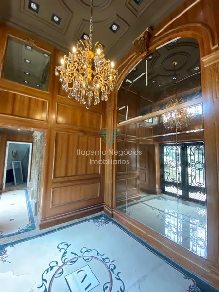 Apartamento 4 Dormitórios Sendo 4 Suítes - Avenida Nereu Ramos.: 1ª foto da galeria de imagens do imóvel