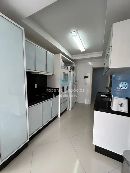Apartamento 4 Dormitórios Sendo 4 Suítes - Avenida Nereu Ramos.: 41ª foto da galeria de imagens do imóvel