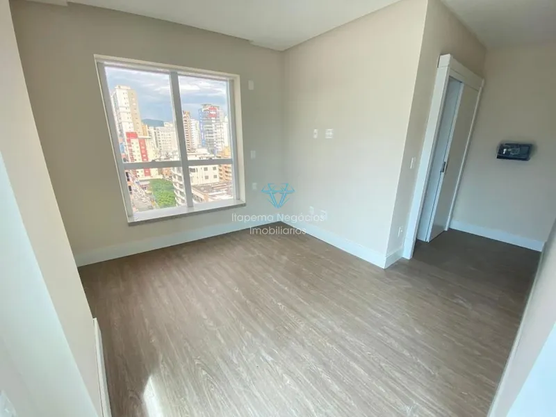 Apartamento 4 Dormitórios Sendo 4 Suítes - Avenida Nereu Ramos.: 48ª foto da galeria de imagens do imóvel