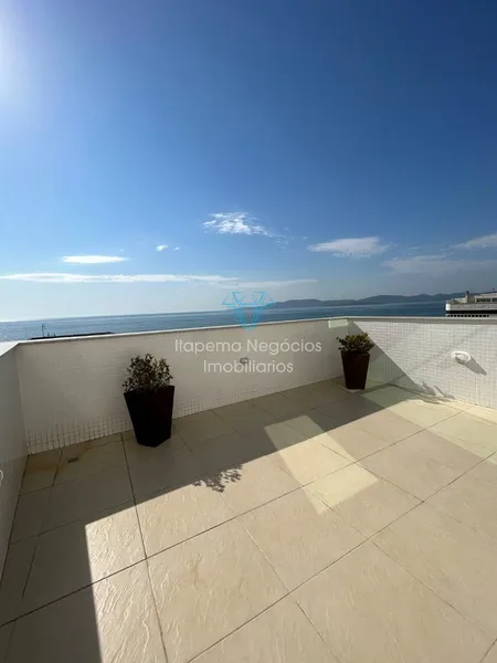 Quadra do mar, aproximados 80 metros da praia.: 46ª foto da galeria de imagens do imóvel