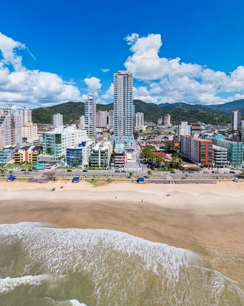 Apartamento 4 Suítes e 3 Vagas - Avenida Nereu , Itapema: 2ª foto da galeria de imagens do imóvel
