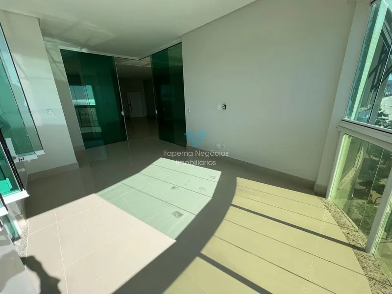 APARTAMENTO FRENTE PARA O MAR EM ITAPEMA 4 SUÍTES.: 5ª foto da galeria de imagens do imóvel