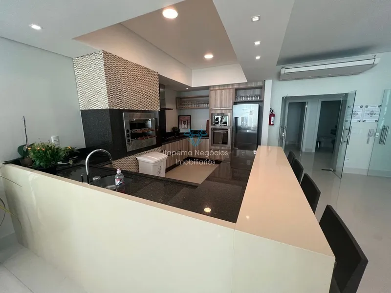 APARTAMENTO FRENTE PARA O MAR EM ITAPEMA 4 SUÍTES.: 28ª foto da galeria de imagens do imóvel