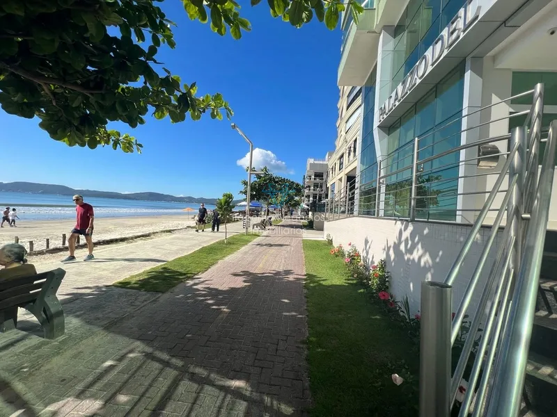 APARTAMENTO FRENTE PARA O MAR EM ITAPEMA 4 SUÍTES.: 7ª foto da galeria de imagens do imóvel