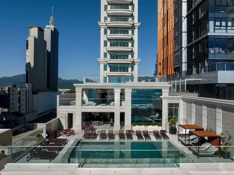 Apartamento em Balneário Camboriú com 5 Suítes e 5 Vagas .: 2ª foto da galeria de imagens do imóvel
