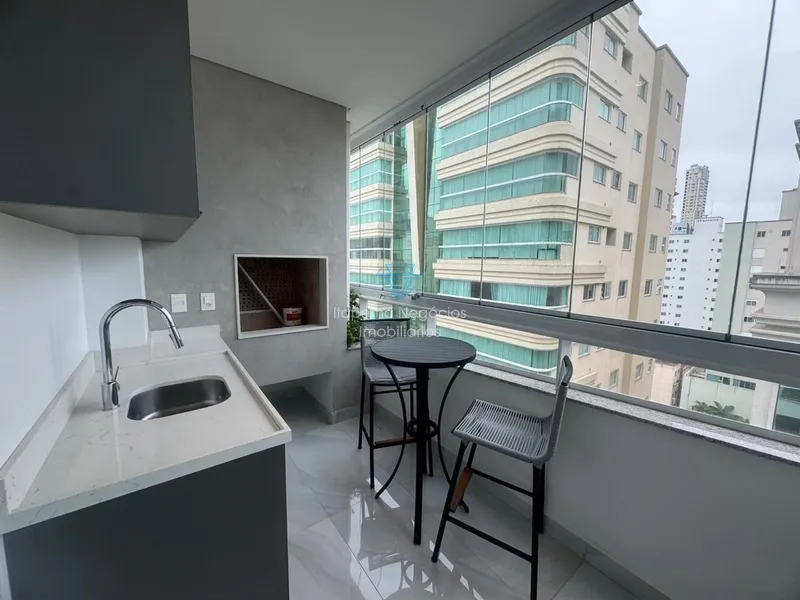 Apartamento 04 suítes, e 03 vagas- Meia Praia: 4ª foto da galeria de imagens do imóvel