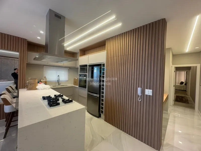 Apartamento 04 suítes, e 03 vagas- Meia Praia: 7ª foto da galeria de imagens do imóvel