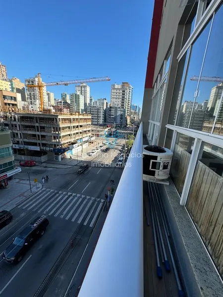 Quadra do mar e frente para Avenida Nereu Ramos.: 37ª foto da galeria de imagens do imóvel