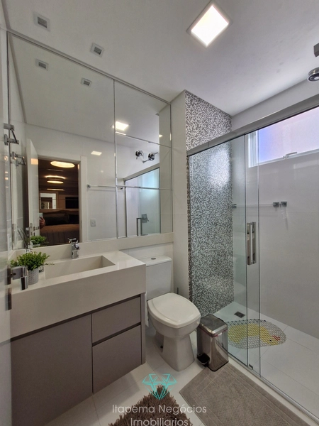 Apartamento 4 Dormitórios Sendo 4 Suítes - Frente para o mar.: 54ª foto da galeria de imagens do imóvel