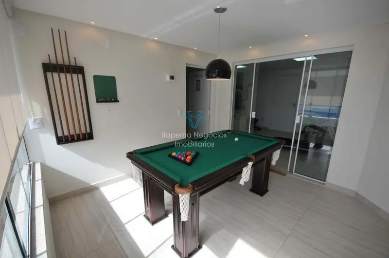 Apartamento com 04 Dormitórios - 05 Banheiros: 3ª foto da galeria de imagens do imóvel