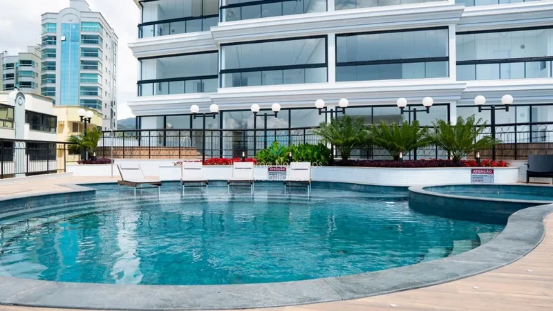 Apartamento bem localizado com 04 Suítes - 03 Vagas de Garagem: 2ª foto da galeria de imagens do imóvel
