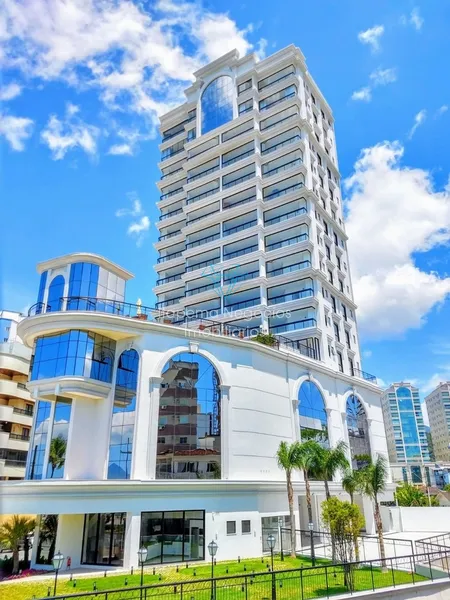 Apartamento bem localizado com 04 Suítes - 03 Vagas de Garagem: 1ª foto da galeria de imagens do imóvel